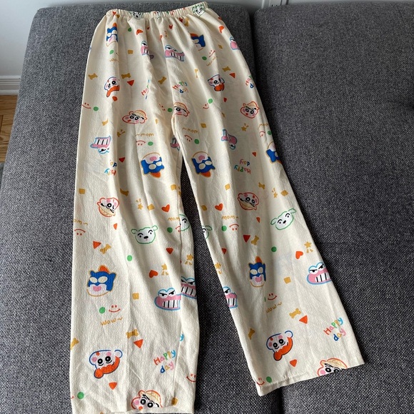 3/22 🧡 Shin chan printed design loungewear pants - Picture 2 of 7